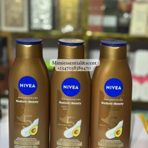 NIVEA RADIANT & BEAUTY ADVANCED CARE LOTION 400ML