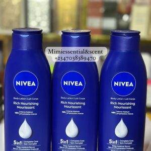 NIVEA RICH NOURISHING BODY LOTION
