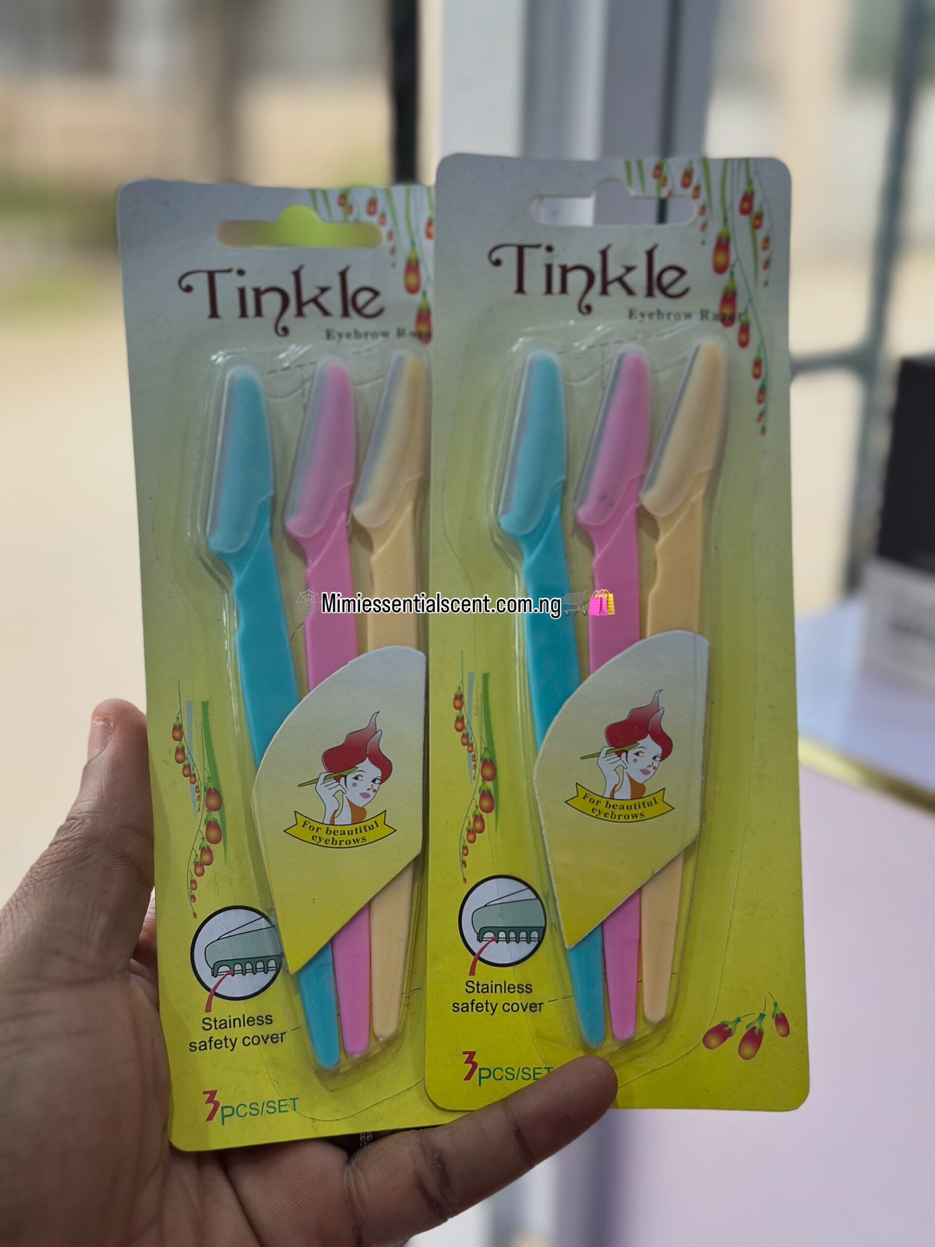Tinkle Women Eyebrow Razor (3 Pieces)