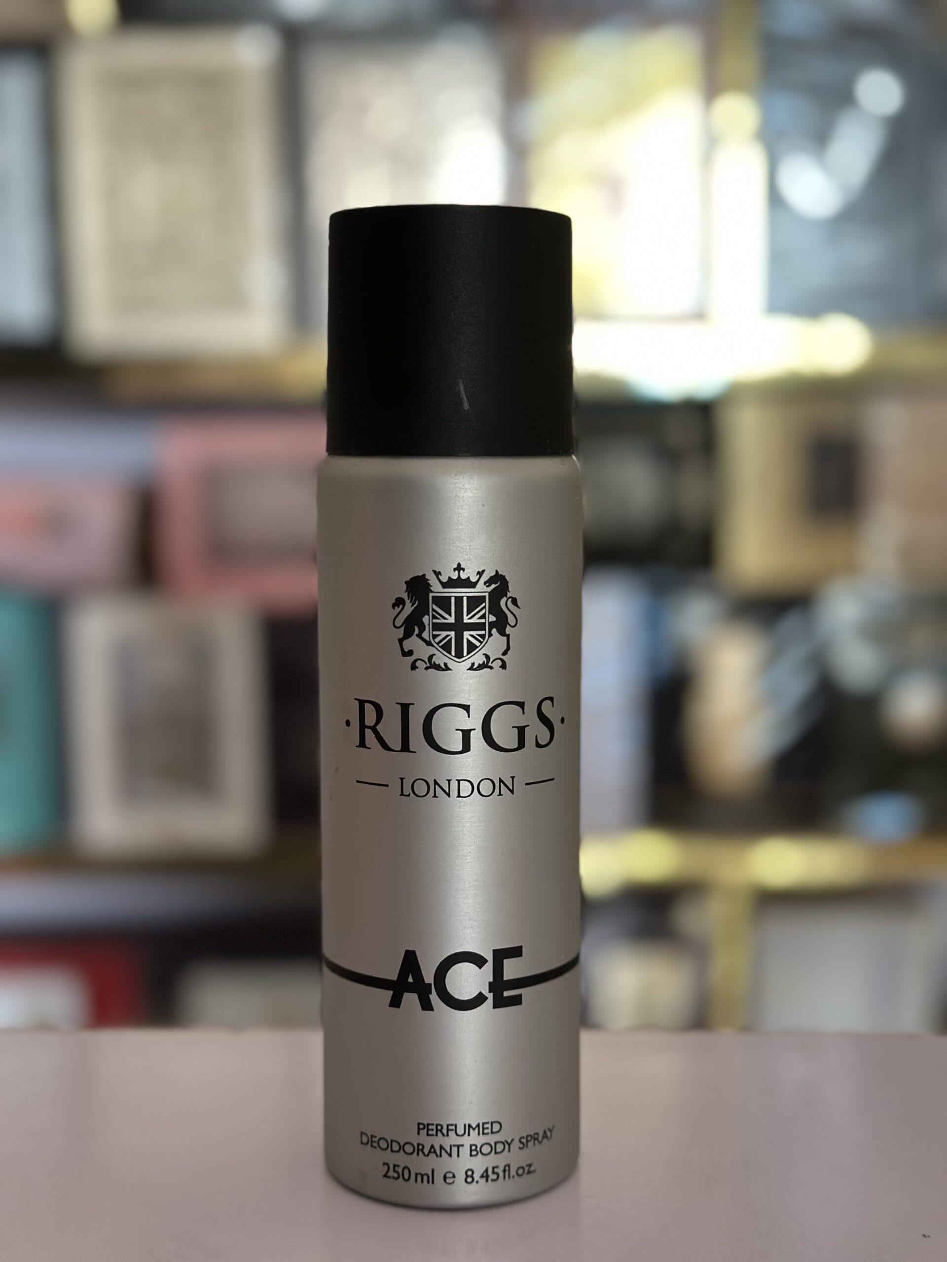 RIGGS LONDON ( AGE )