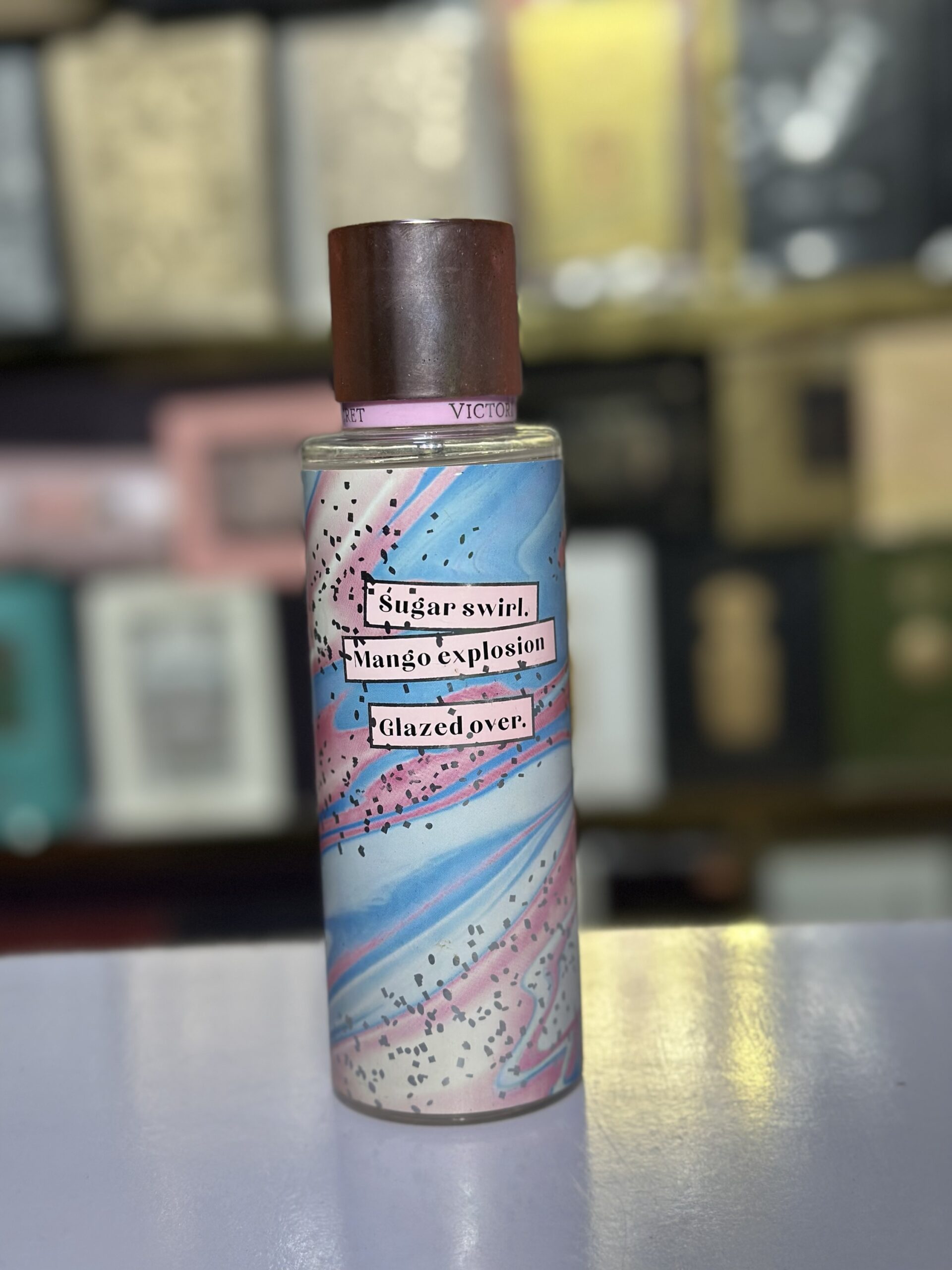 VICTORIA’S SECRET BODY MIST 250ml (SUGAR SWIRL MANGO EXPLOSION GLAZED OVER )