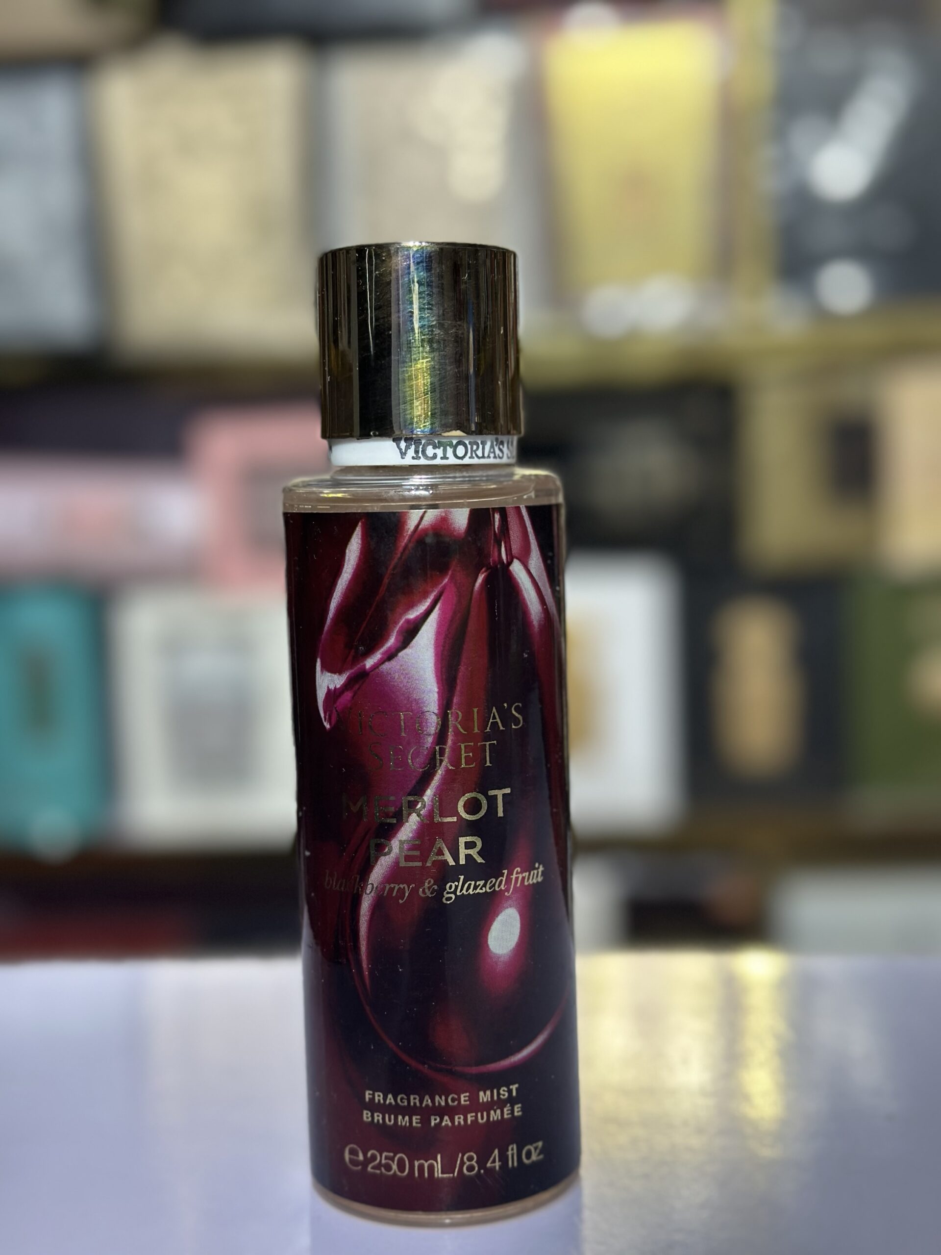 VICTORIA’S SECRET BODY MIST 250ml ( MERLOT PEAR )